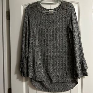 Knox rose long sleeve hi lo  top